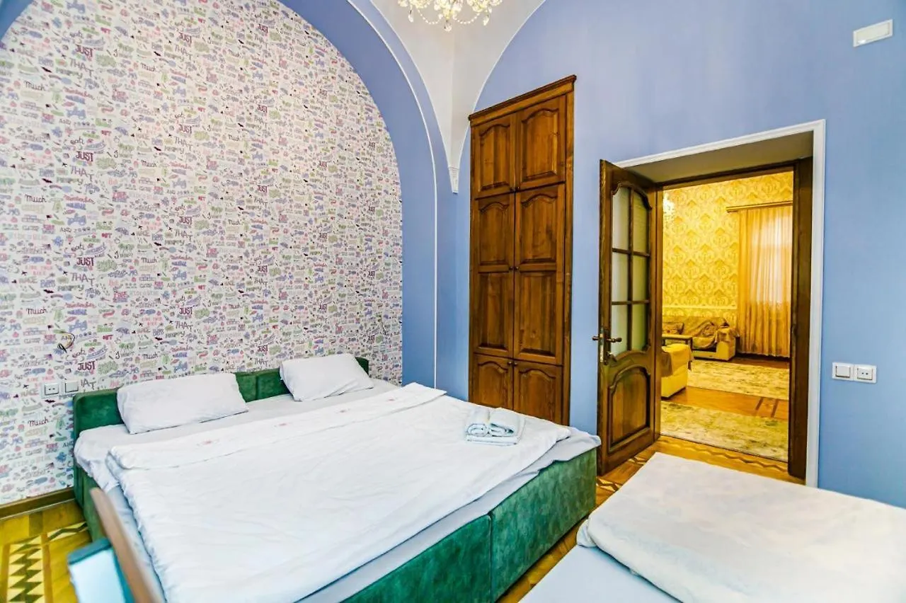 Apartment Nizami Three Bedroom Baku